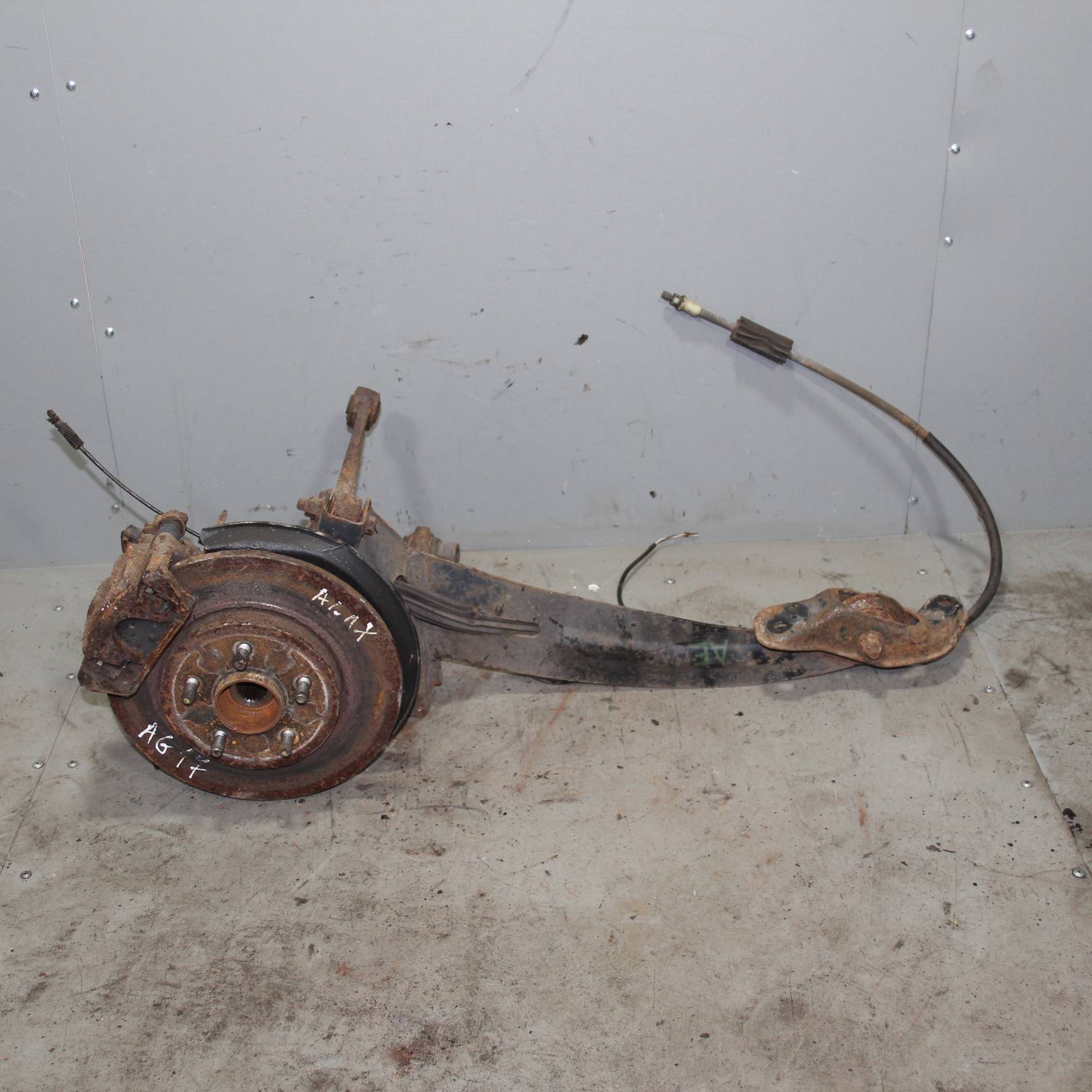 JAGUAR X-type I (2001—2009) для Кулак поворотный задний правый