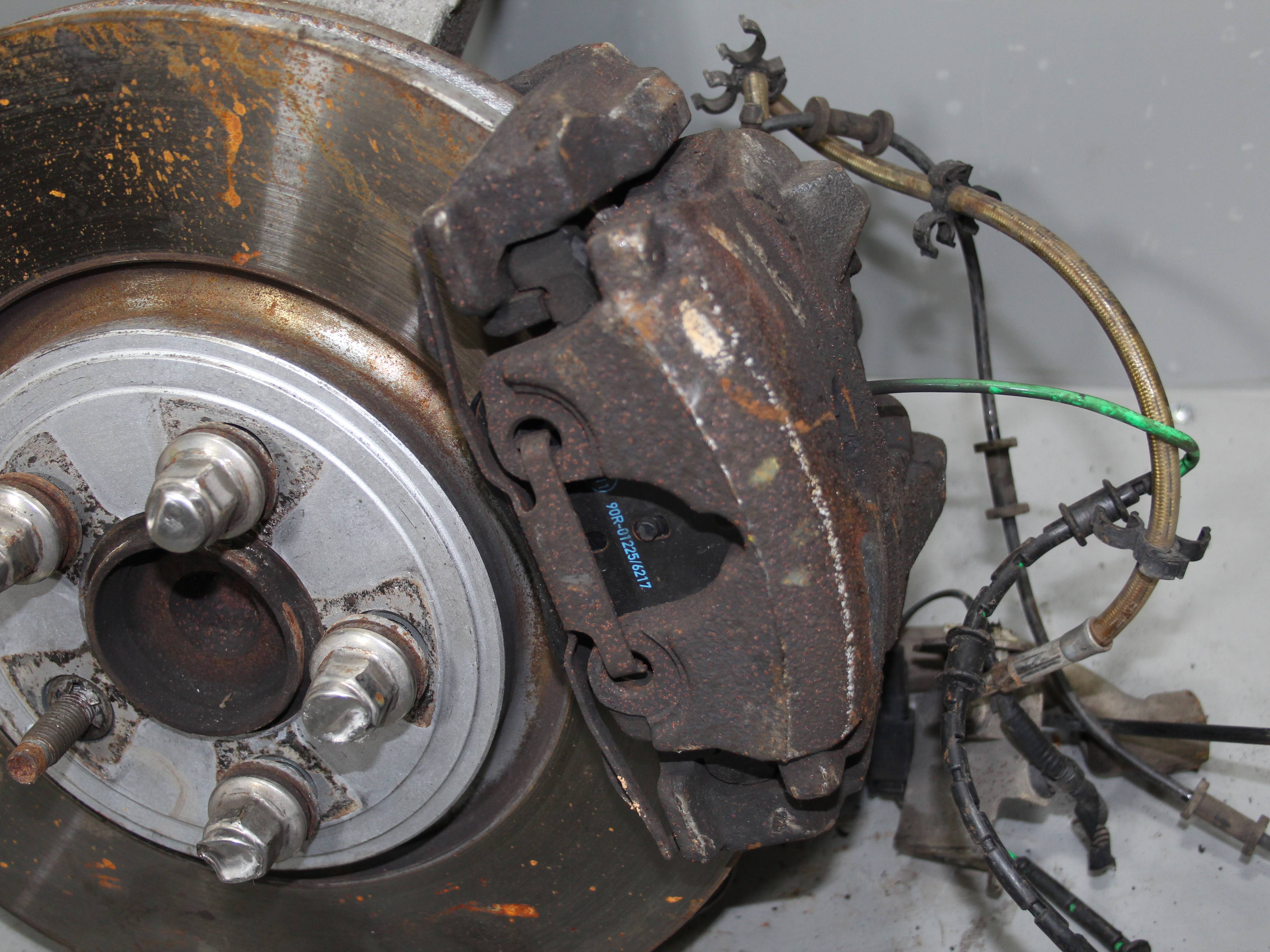 JAGUAR XF I рестайлинг (2011—2015) для Суппорт передний левый JAGUAR XF I рестайлинг (2011—2015) для Суппорт передний левый