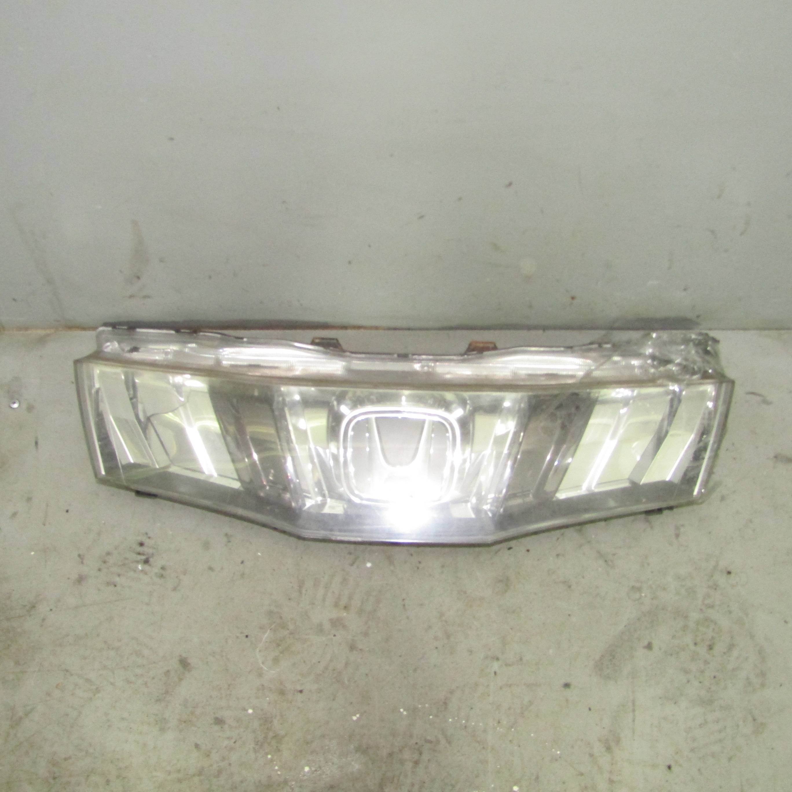 HONDA Civic VIII (2005—2009) для Решетка радиатора (люстра)