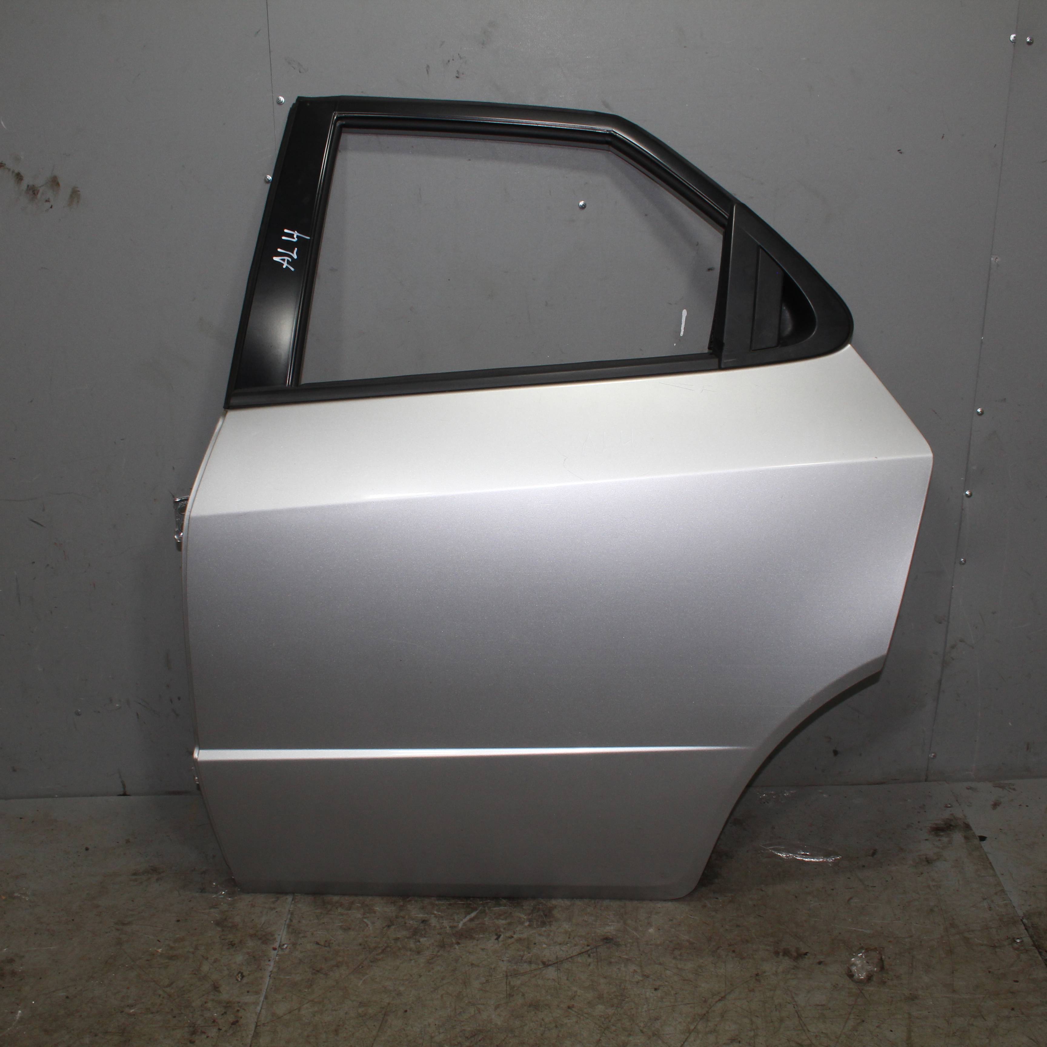 HONDA Civic VIII (2005—2009) для Дверь задняя левая