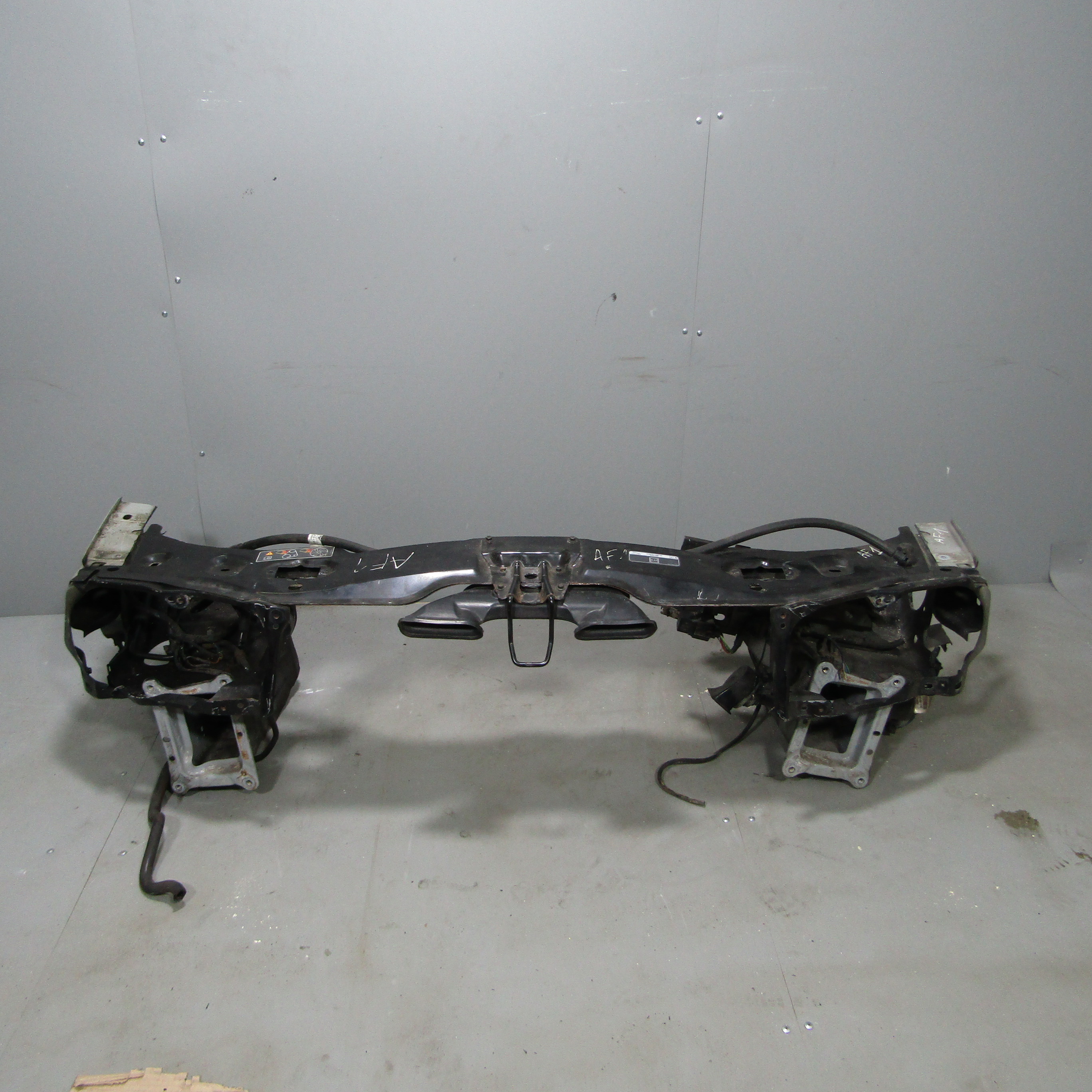 JAGUAR X-type I (2001—2009) для Панель передняя (телевизор)