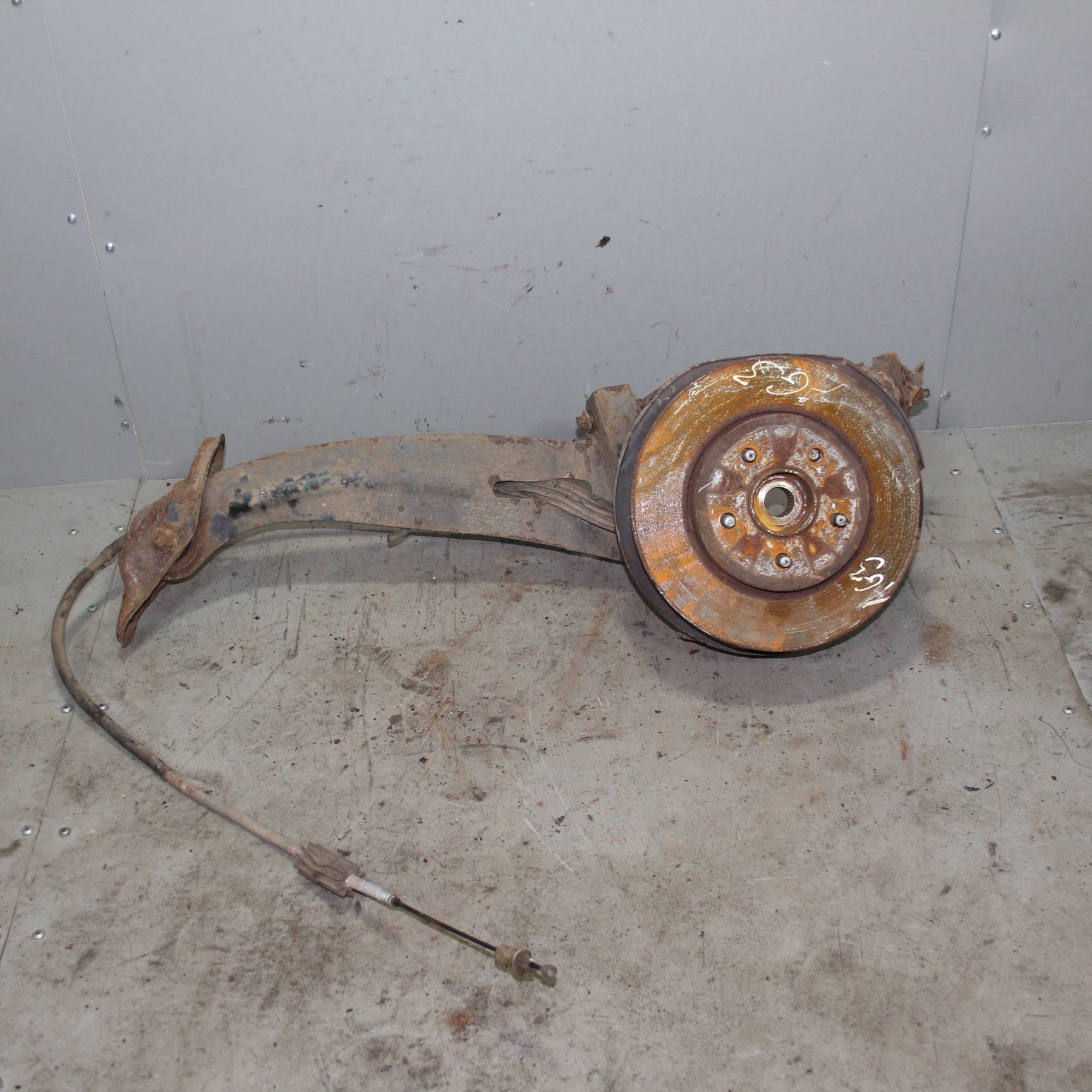 JAGUAR X-type I (2001—2009) для Кулак поворотный задний правый