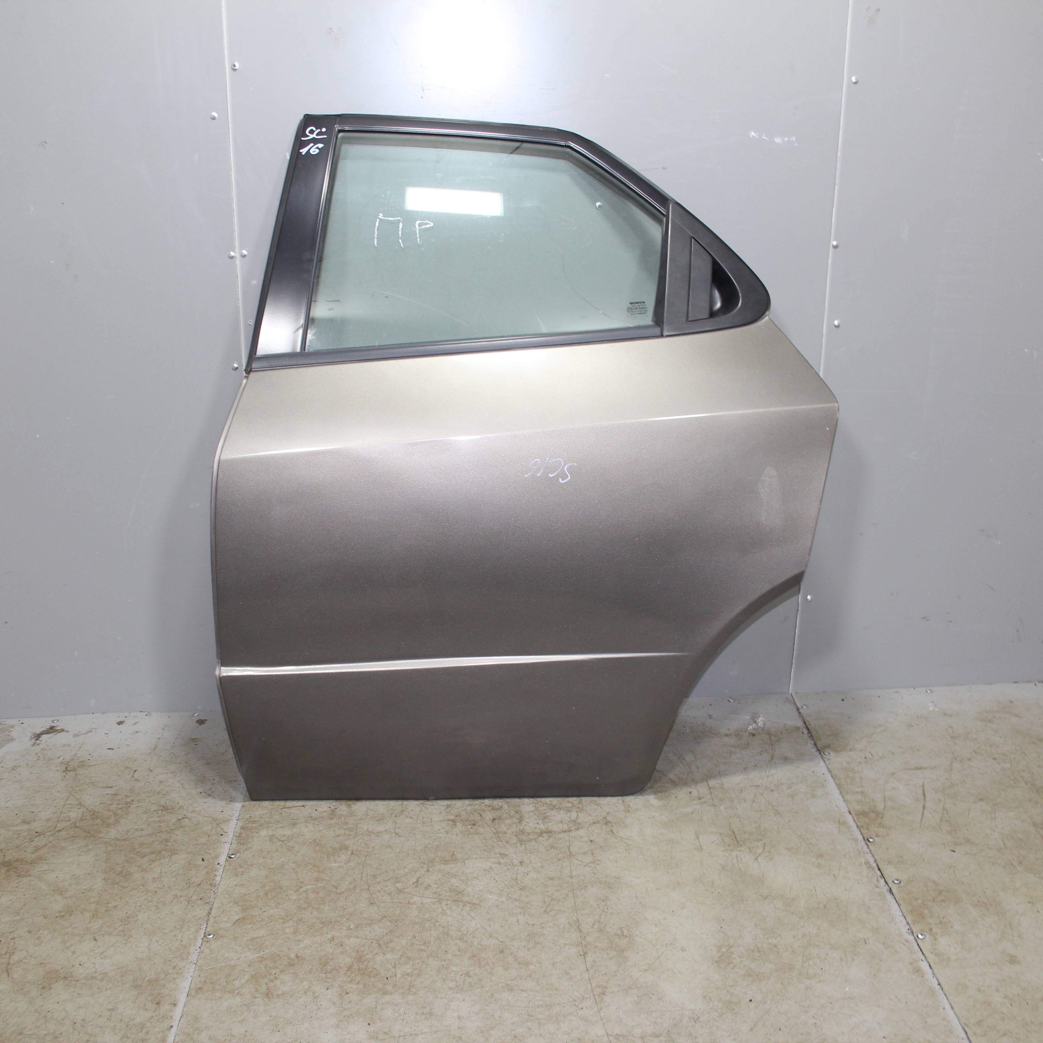 HONDA Civic VIII (2005—2009) для Дверь задняя левая