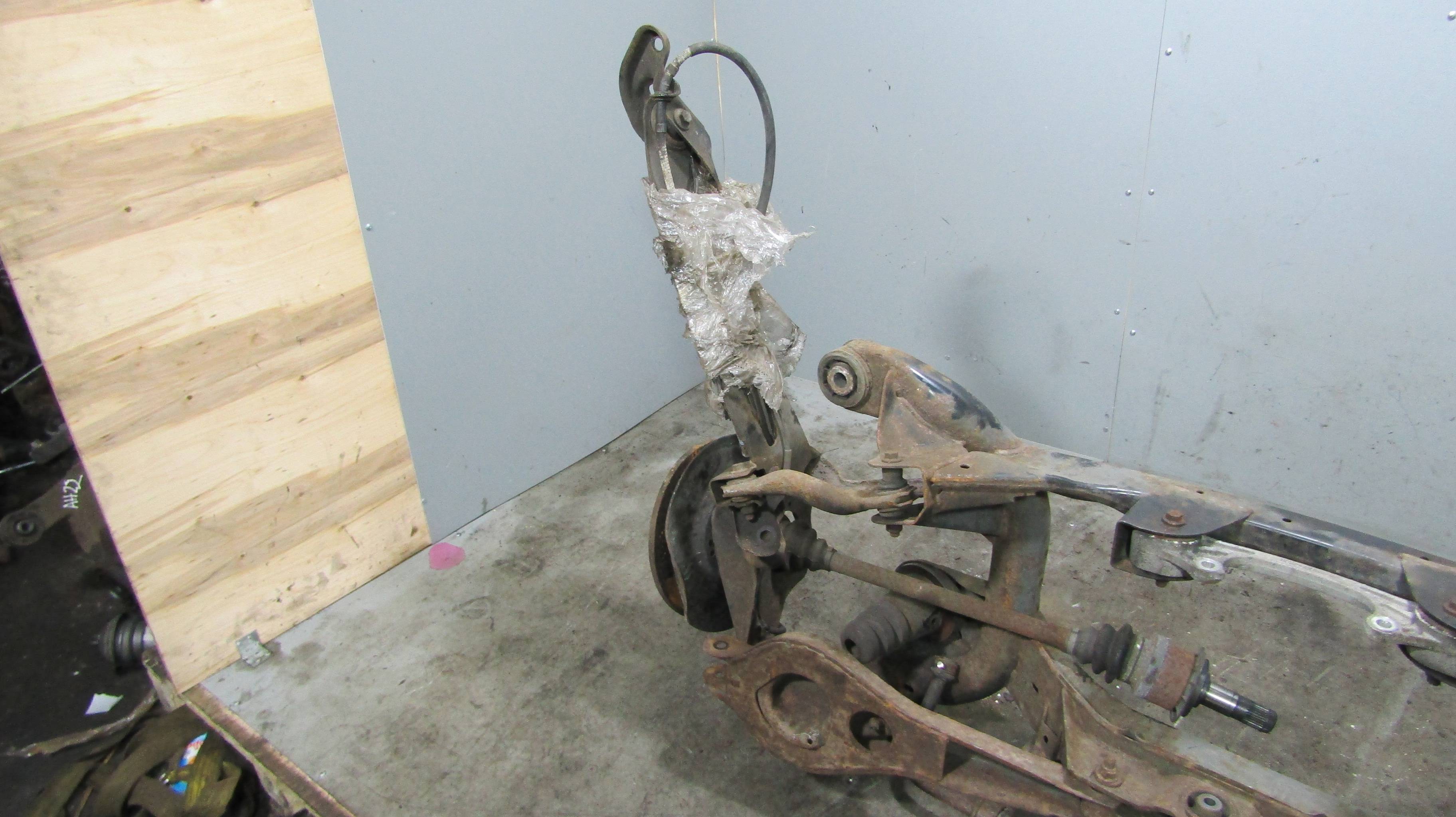 JAGUAR X-type I (2001—2009) для Кулак поворотный задний правый