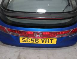 Фонарь центральный (люстра) для HONDA Civic VIII (2005—2009)  запчасти бу