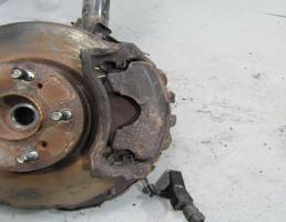 Суппорт передний правый для HONDA Civic VIII (2005—2009)  запчасти бу