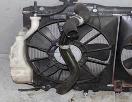 Диффузор с вентилятором (основной) для HONDA Civic VIII (2005—2009)  запчасти бу