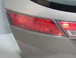 Фонарь внутренний левый для HONDA Civic VIII (2005—2009)  запчасти бу