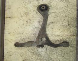 Рычаг передний правый нижний для HONDA Accord VII (2002—2006)  запчасти бу