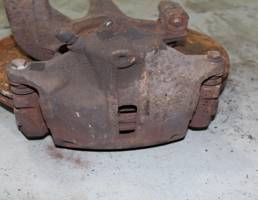 Суппорт передний правый для JAGUAR X-type I (2001—2009)  запчасти бу