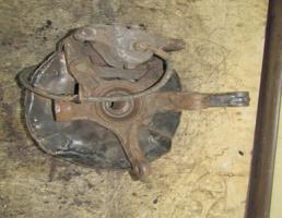 Кулак поворотный передний правый для HONDA Civic VIII (2005—2009)  запчасти бу