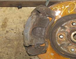 Суппорт передний левый для JAGUAR X-type I (2001—2009)  запчасти бу