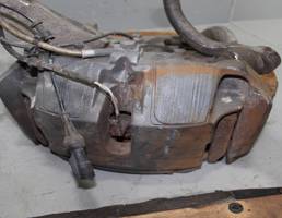 Суппорт передний левый для JAGUAR XF I рестайлинг (2011—2015)  запчасти бу